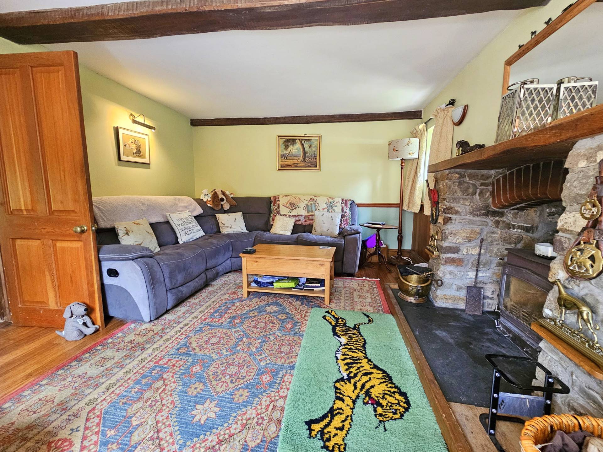 Cranford, Image 9