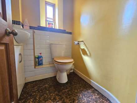Cranford, Image 15
