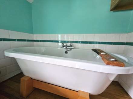 Cranford, Image 24