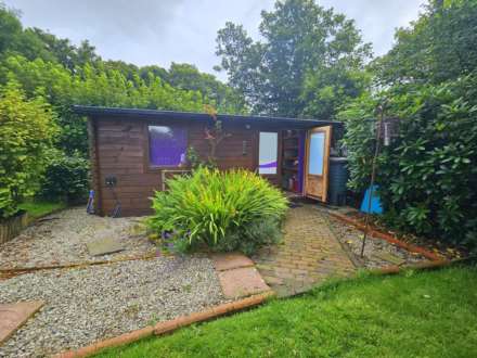 Cranford, Image 28