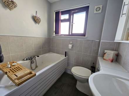 Oaklands, Bideford, Image 12