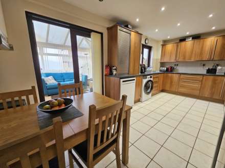 Oaklands, Bideford, Image 6