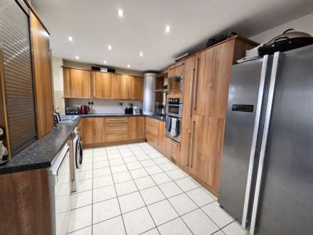 Oaklands, Bideford, Image 8
