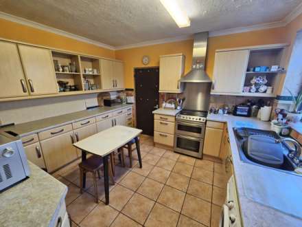 Buckland Road, Bideford, Image 11