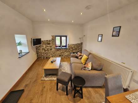 Buckland Brewer, Image 2