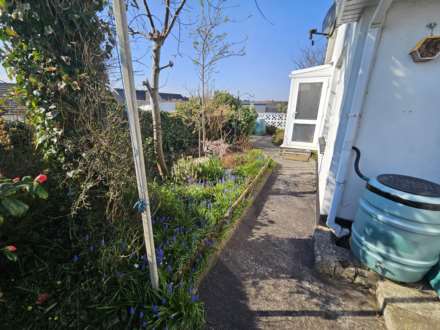 Clovelly Close, Bideford, Image 9
