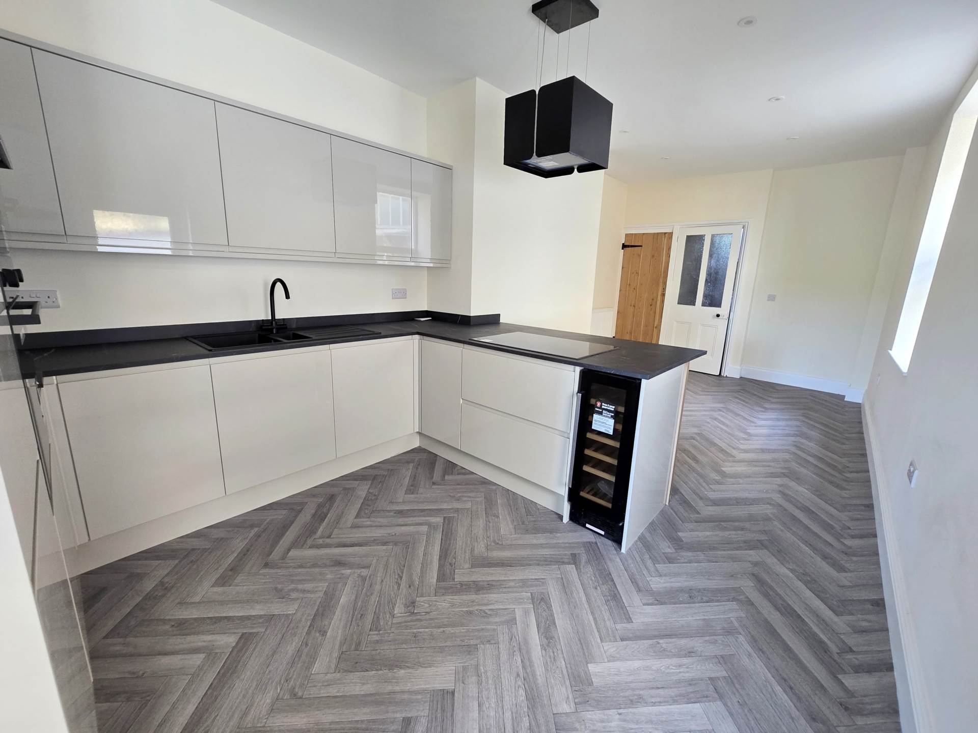Clovelly Road, Bideford, Image 10