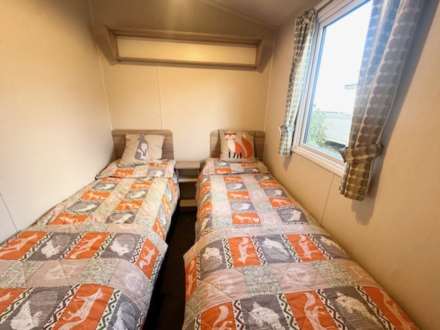 Glade, Bideford Bay Holiday Park Buck, Image 12
