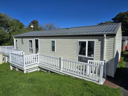 Glade, Bideford Bay Holiday Park Bucks Cross, Image 2