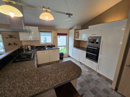 Glade, Bideford Bay Holiday Park Bucks Cross, Image 3