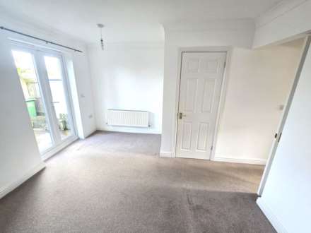 Dane Court, Northam, Image 3