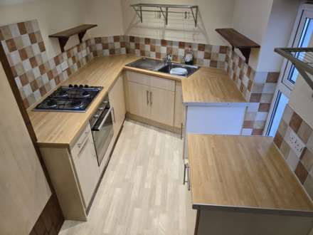 Model Terrace, Bideford, Image 4