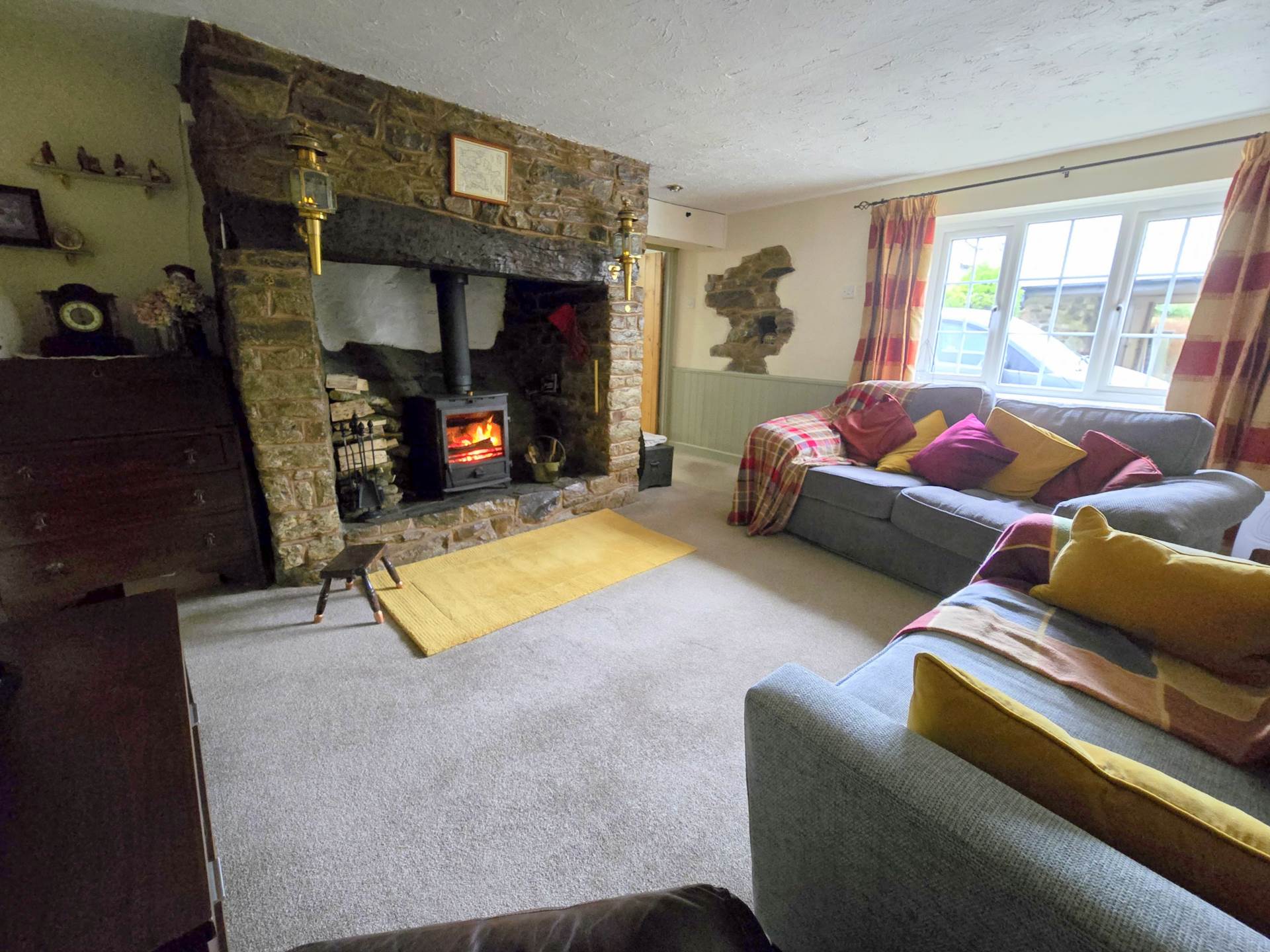 4 Rickards Row, Buckland Brewer, Image 6