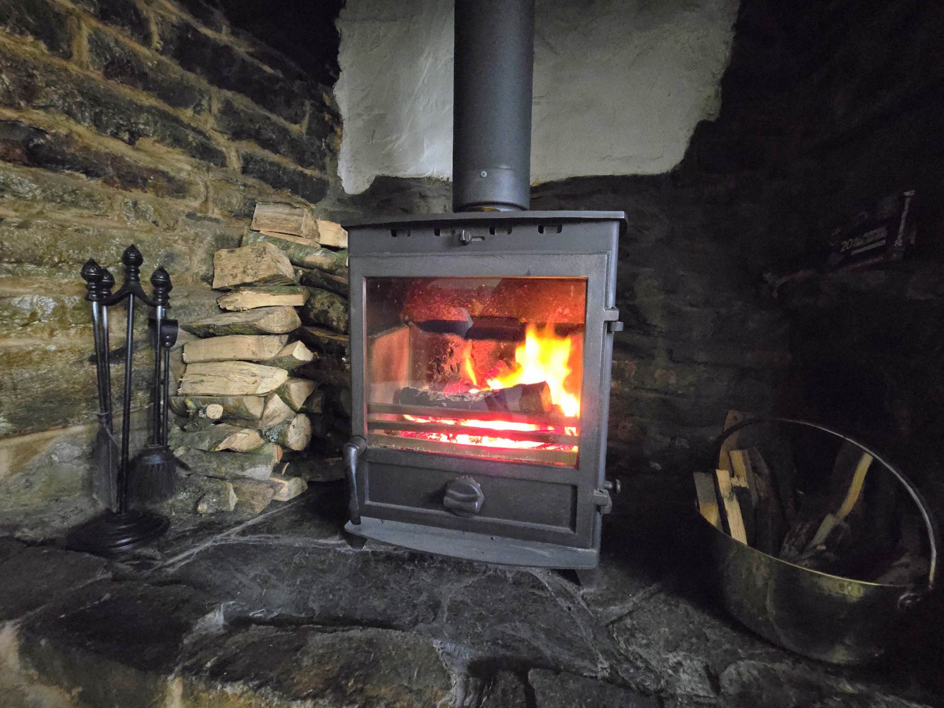 4 Rickards Row, Buckland Brewer, Image 7