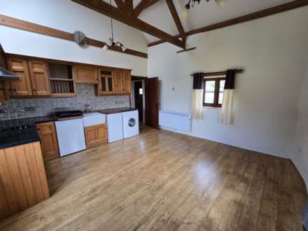 Cob Cottage, Winscott Barton Barns, Littleham, Image 5