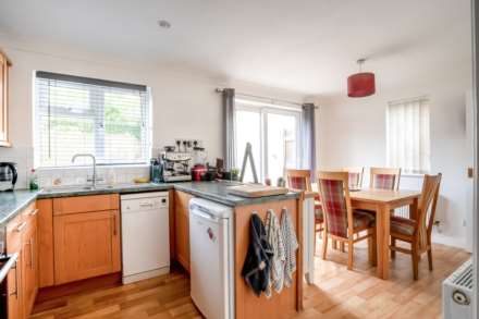 Bevil Close, Bideford, Image 4