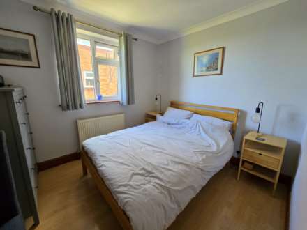 Greenacre Close, Northam, Image 10