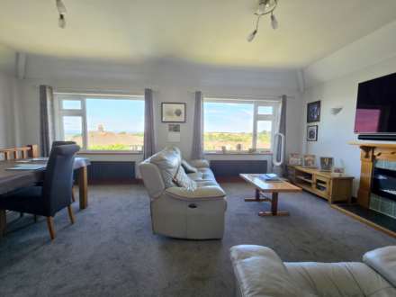 Greenacre Close, Northam, Image 3