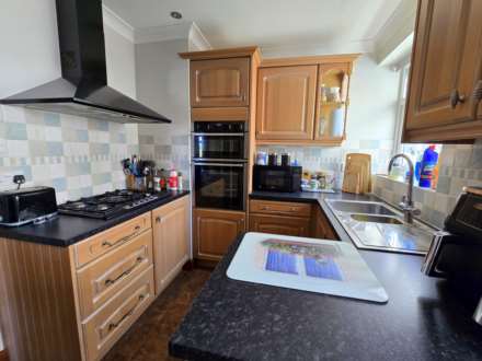 Greenacre Close, Northam, Image 7