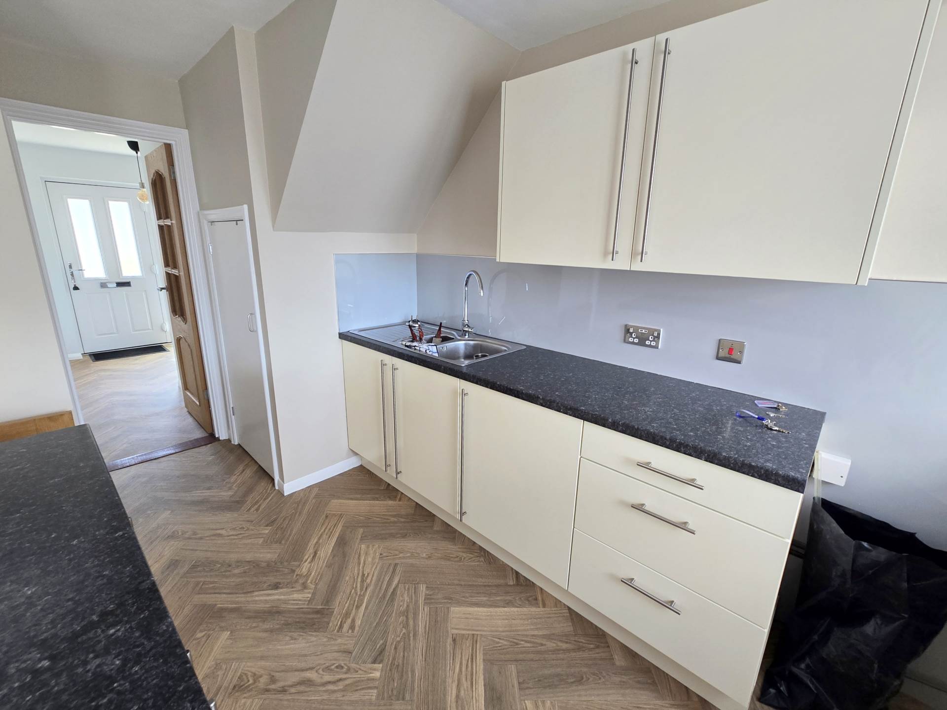Ochil Close, Bideford, Image 4