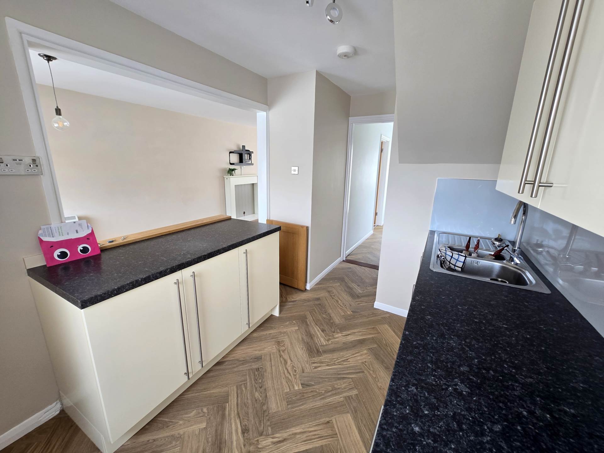 Ochil Close, Bideford, Image 5
