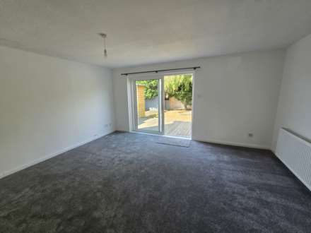 Ferndown Close, Bideford, Image 2