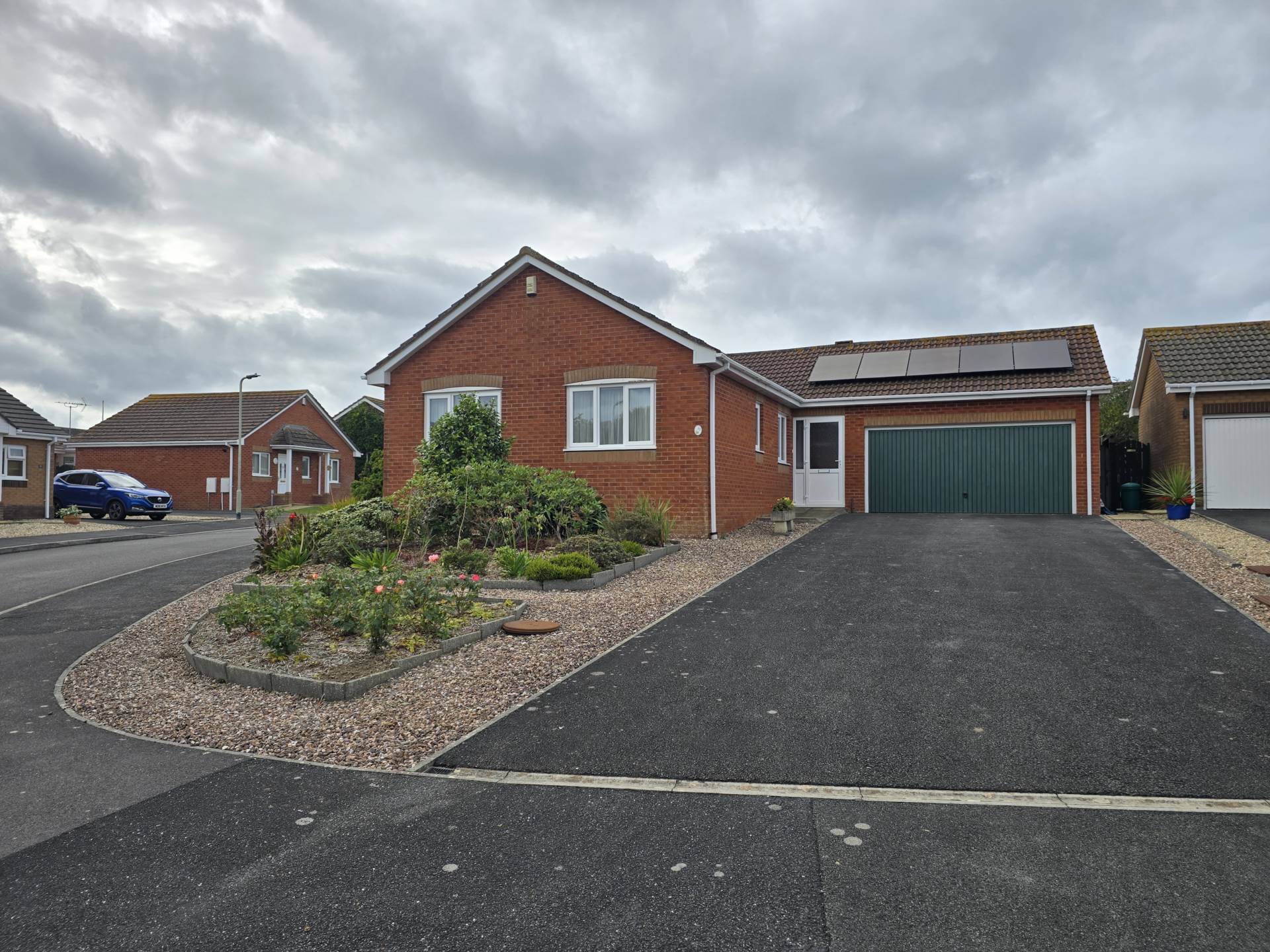 Gainsborough Drive, Bideford, Image 1