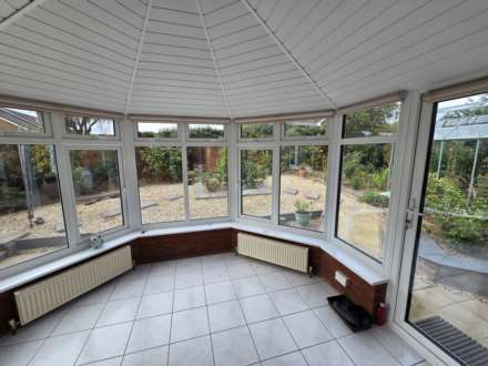 Gainsborough Drive, Bideford, Image 4