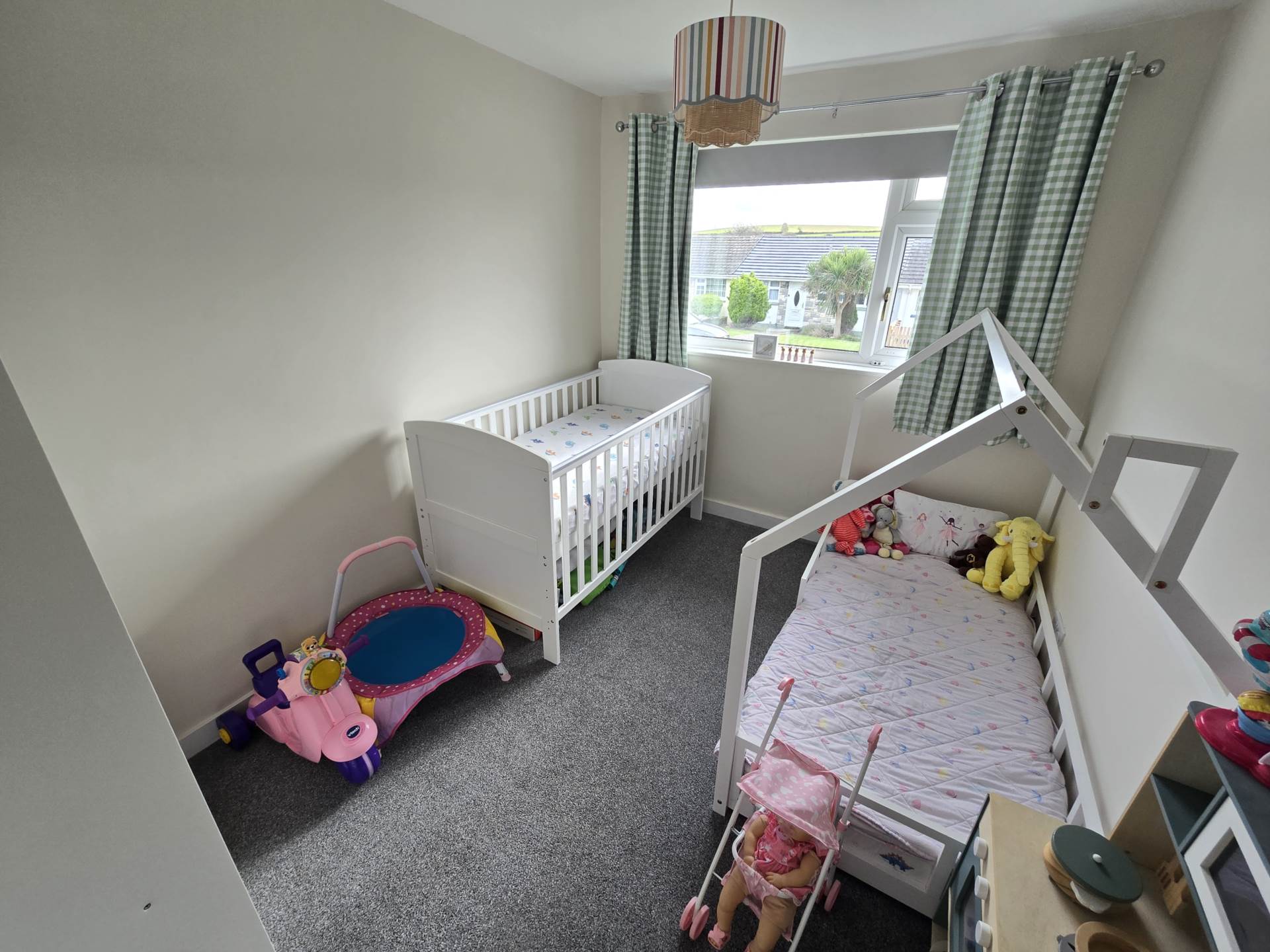 Clovelly Close, Bideford, Image 8