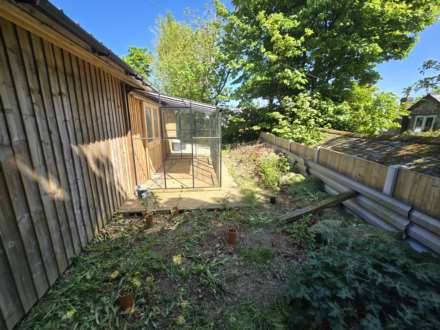 Cranford, Image 21