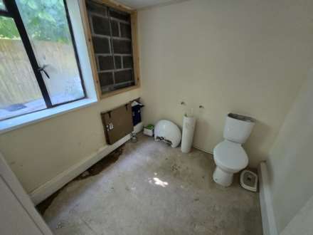 Cranford, Image 24
