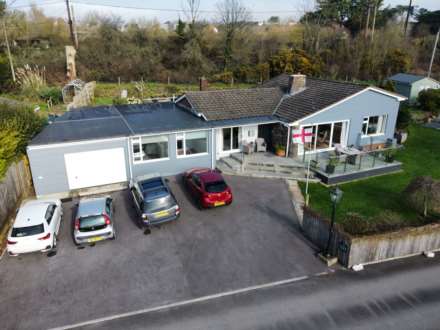 Silford Cross, Westward Ho, Image 1