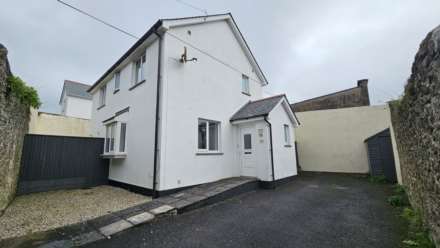 3 Bedroom Detached, Meddon Street, Bideford