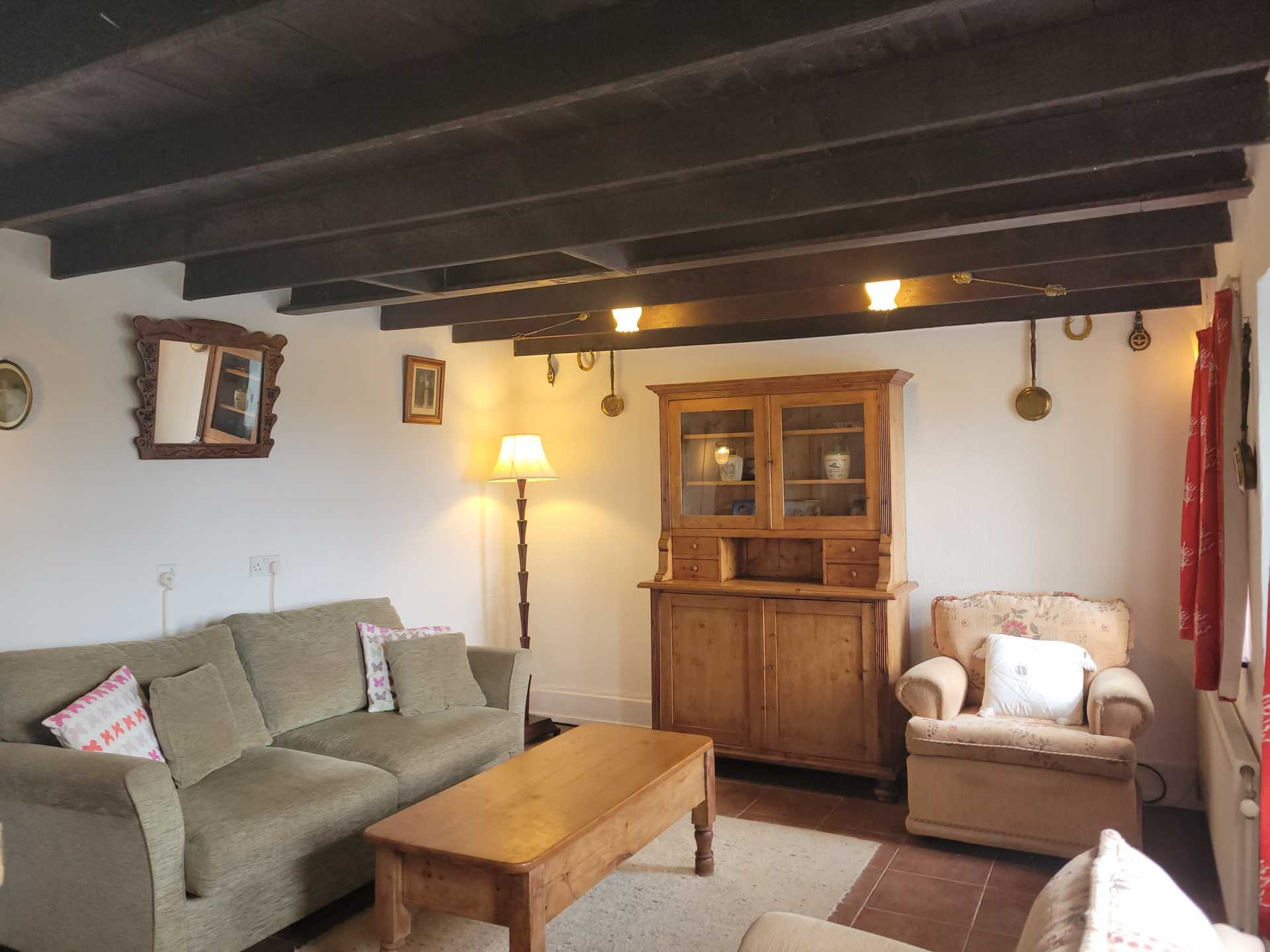 The Cottage, Chapel Road, Castlecoote, Co. Roscommon F42 TX88  The Cottage, Chapel Road, Castlecoote, Co. Roscommon F42 TX88