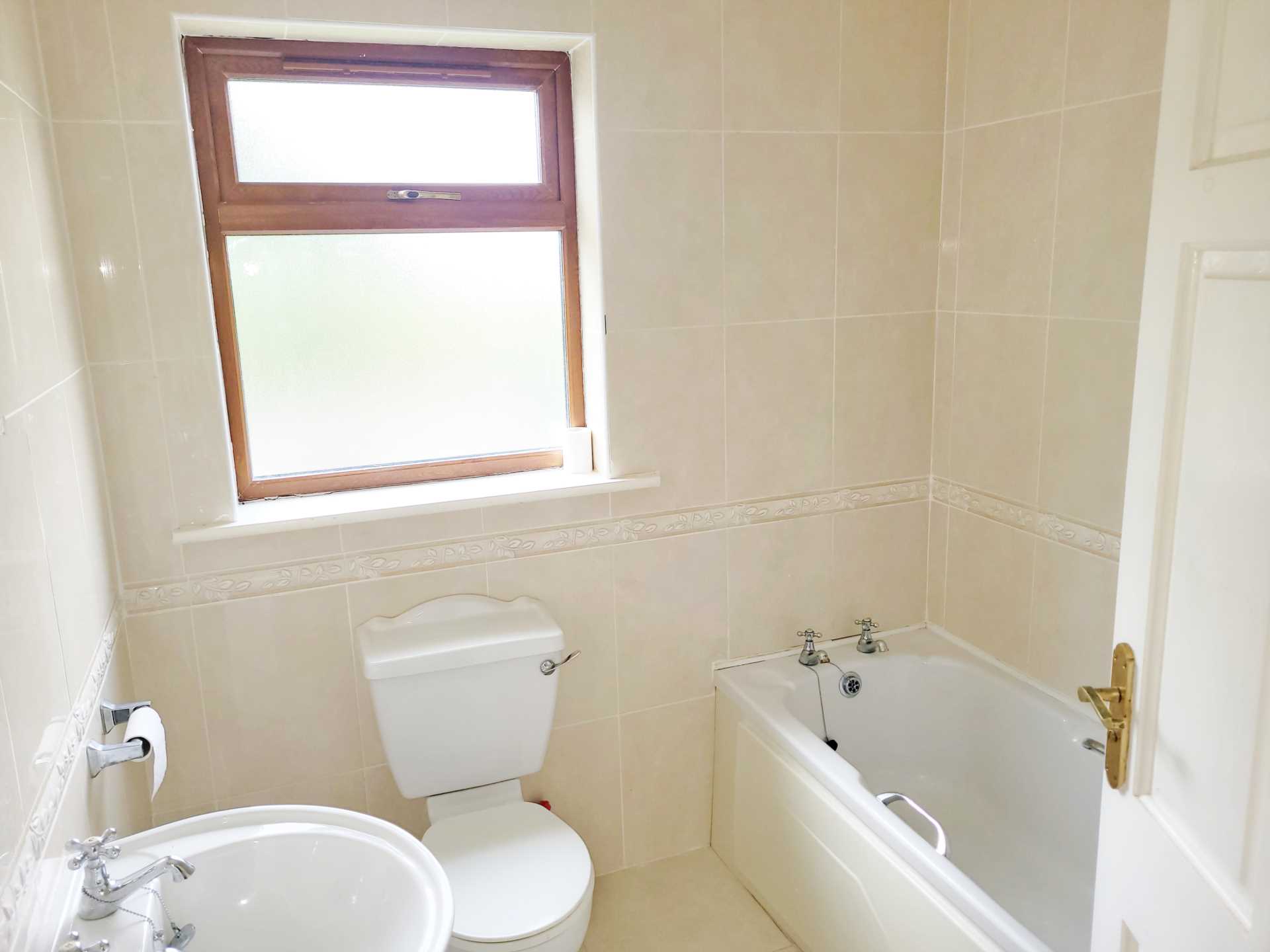 13 Cairn Hill View, Drumlish, Co. Longford N39 CY95  13 Cairn Hill View, Drumlish, Co. Longford N39 CY95