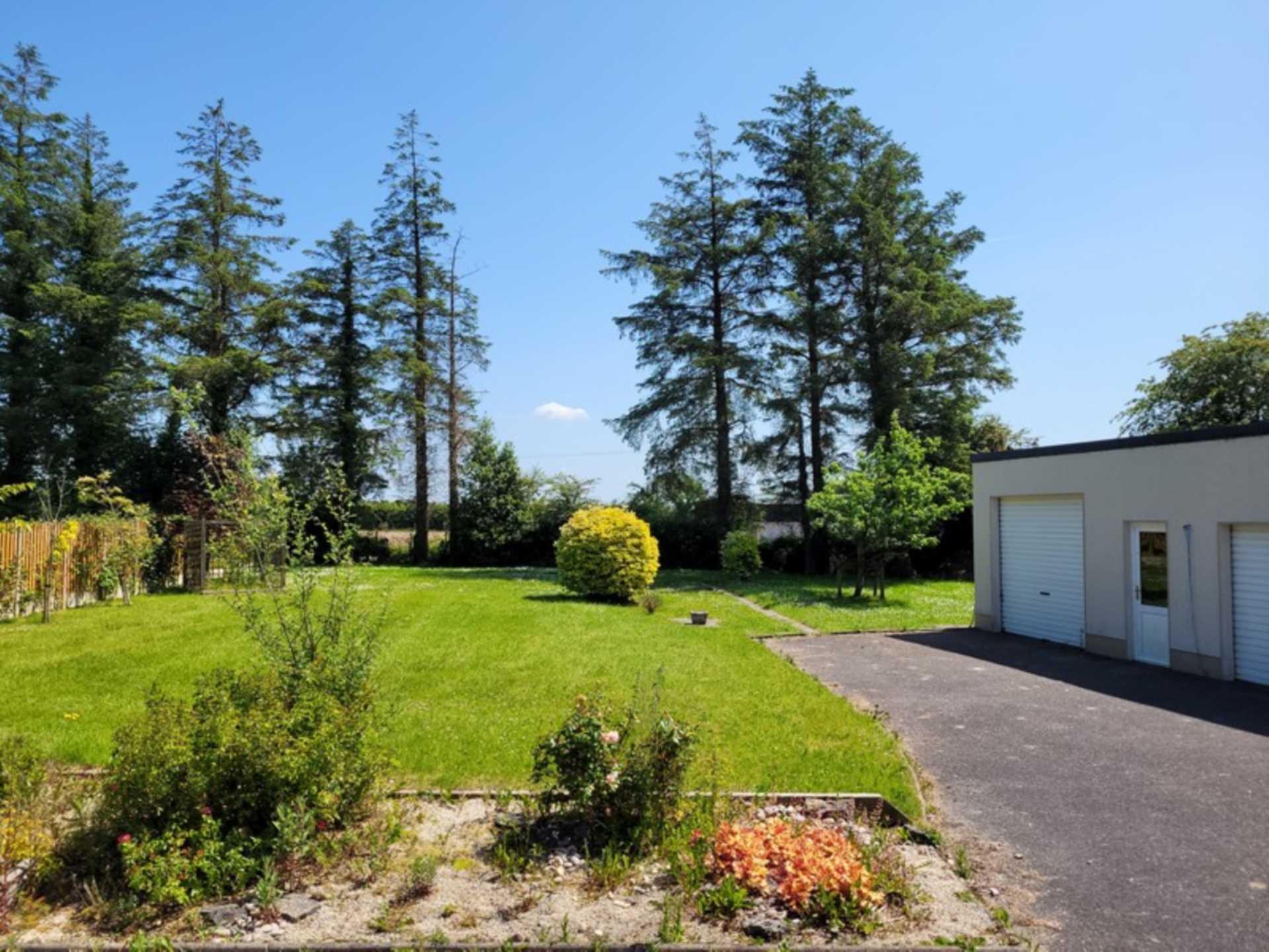 Longford Hill, Mountbellew, Co. Galway H53 Y430  Longford Hill, Mountbellew, Co. Galway H53 Y430
