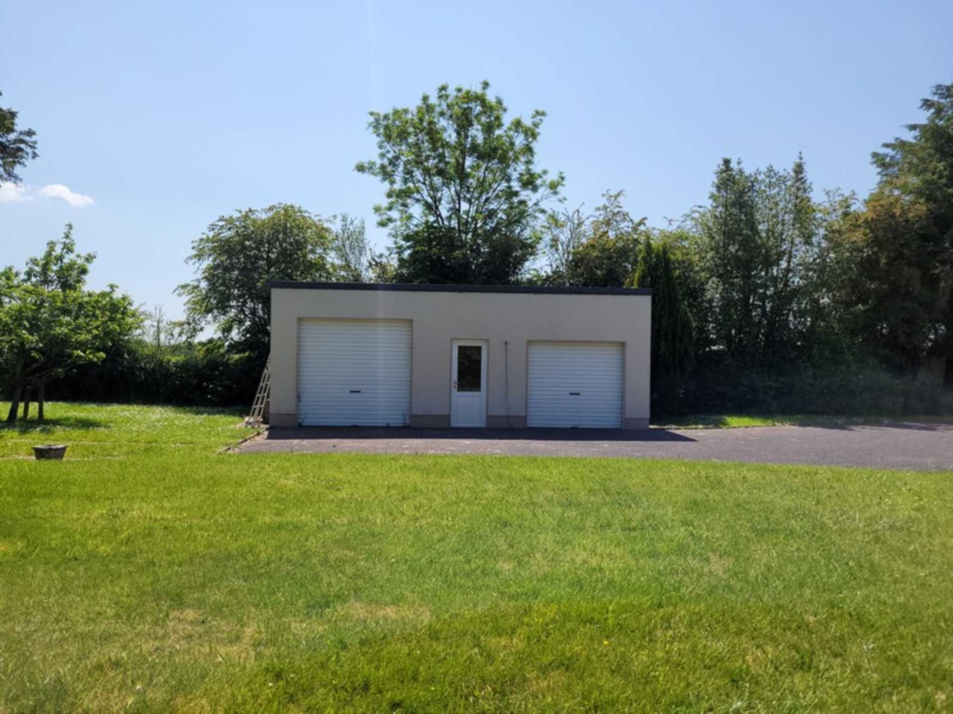 Longford Hill, Mountbellew, Co. Galway H53 Y430  Longford Hill, Mountbellew, Co. Galway H53 Y430
