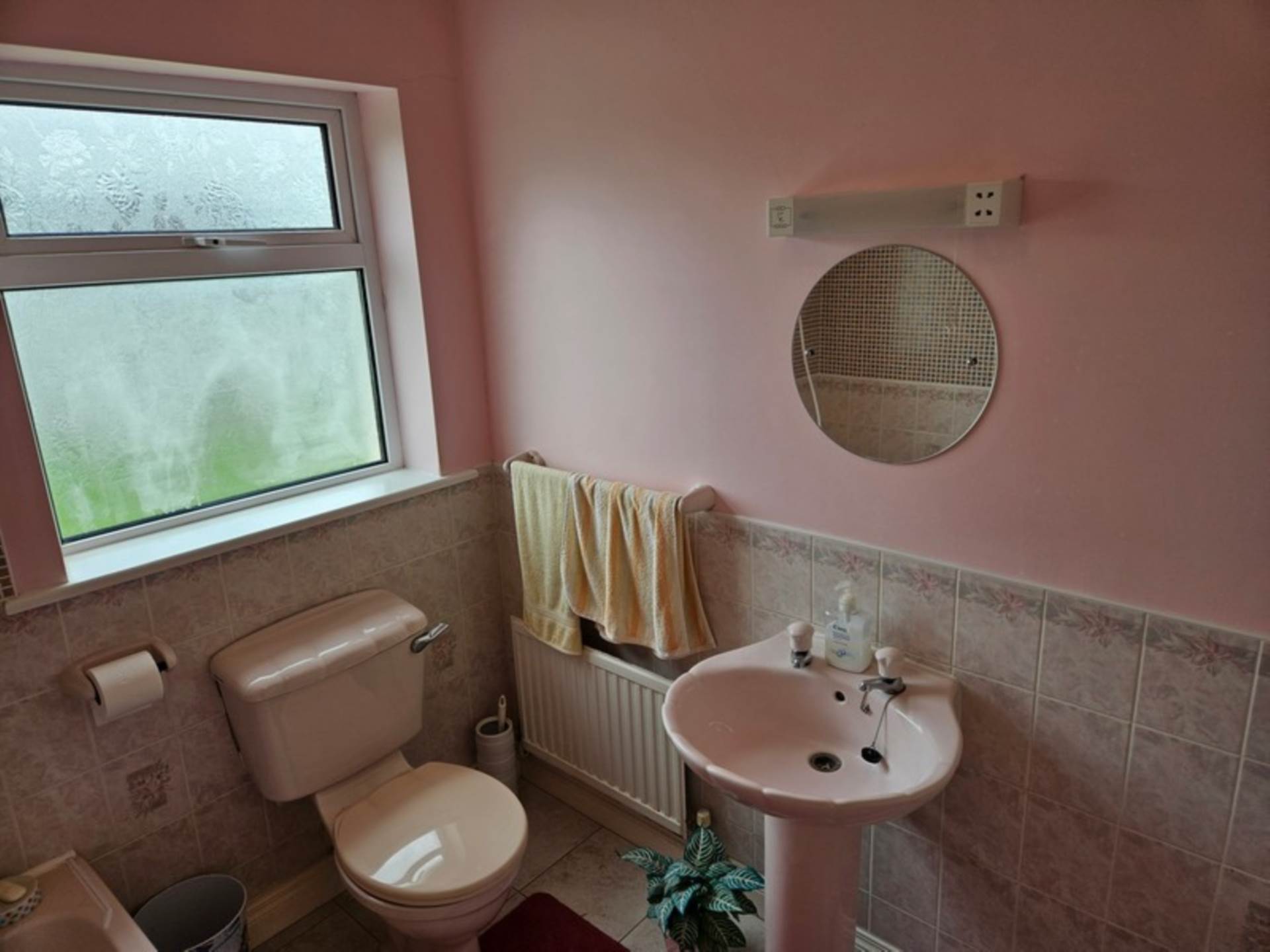 Lake View, Creggs Road, Glenamaddy, Co. Galway F45 AE22  Lake View, Creggs Road, Glenamaddy, Co. Galway F45 AE22