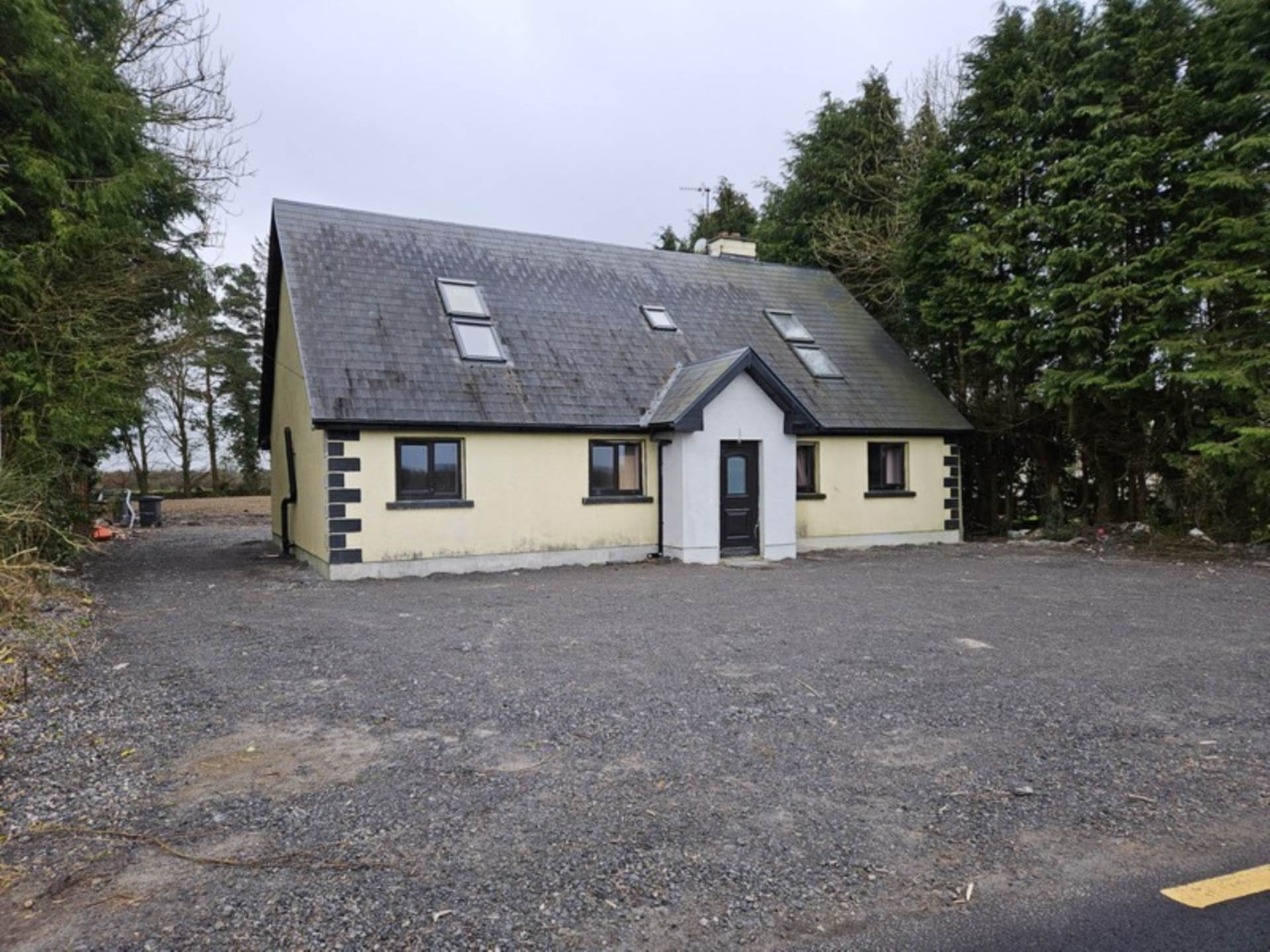 Longford Hill, Mountbellew, Co. Galway H53 KH42