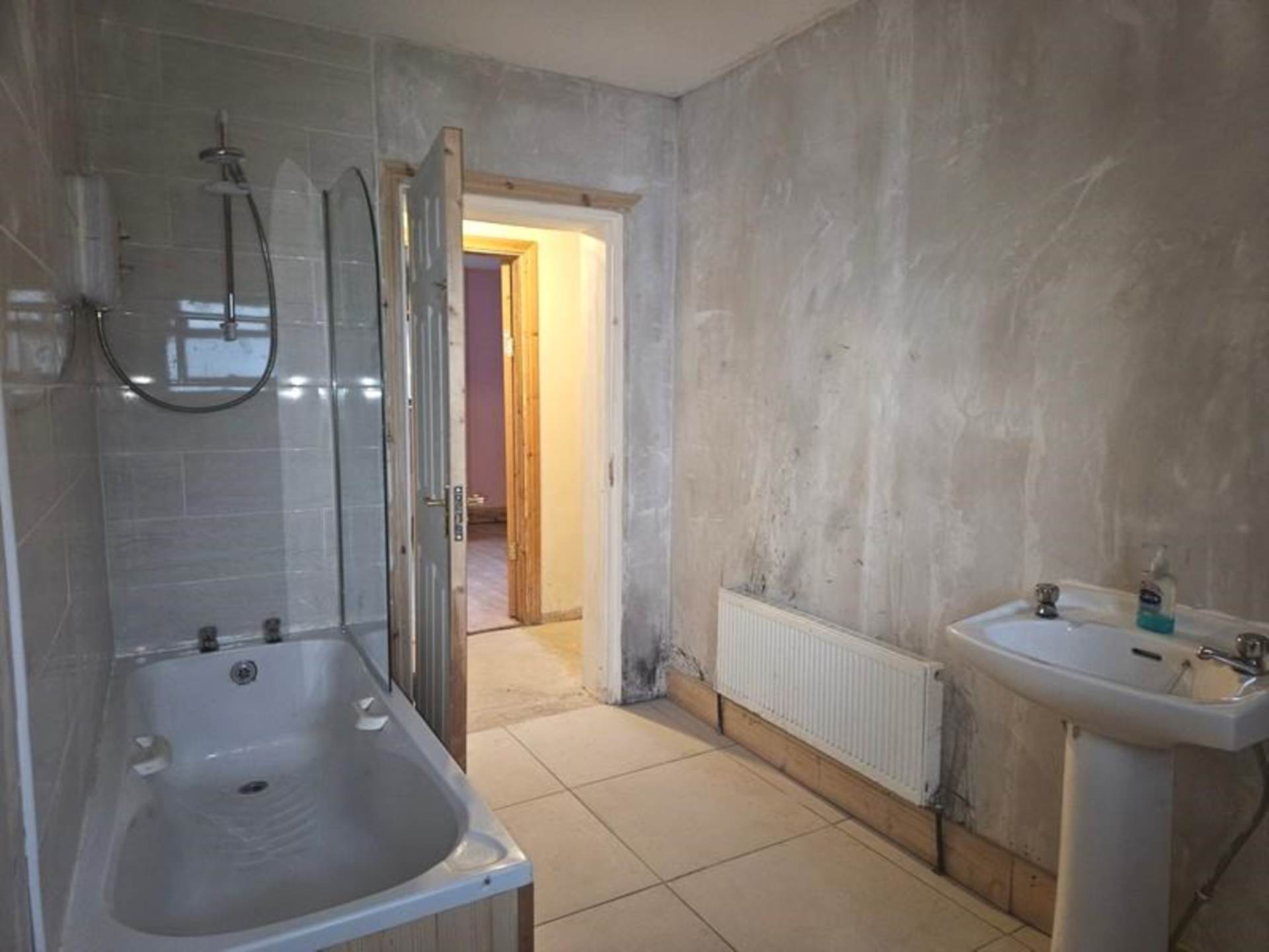 Longford Hill, Mountbellew, Co. Galway H53 KH42 Longford Hill, Mountbellew, Co. Galway H53 KH42