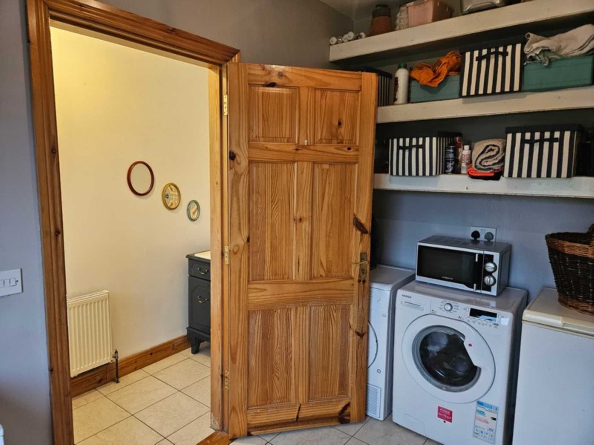 Lisquell East, Ballygar, Co. Galway F42 KP60  Lisquell East, Ballygar, Co. Galway F42 KP60