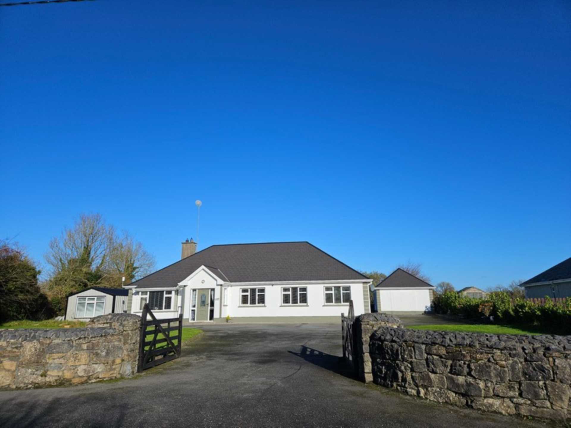 Lisquell East, Ballygar, Co. Galway F42 KP60  Lisquell East, Ballygar, Co. Galway F42 KP60