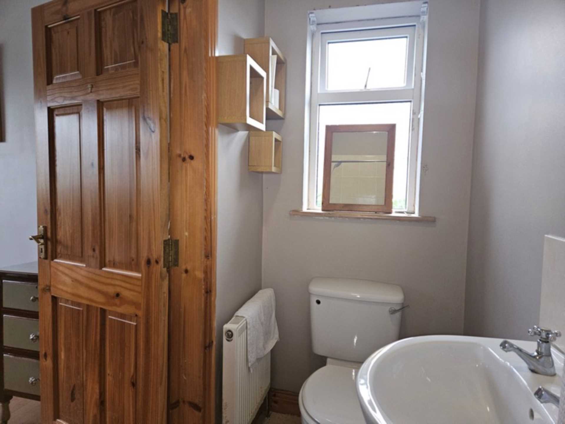 Lisquell East, Ballygar, Co. Galway F42 KP60  Lisquell East, Ballygar, Co. Galway F42 KP60