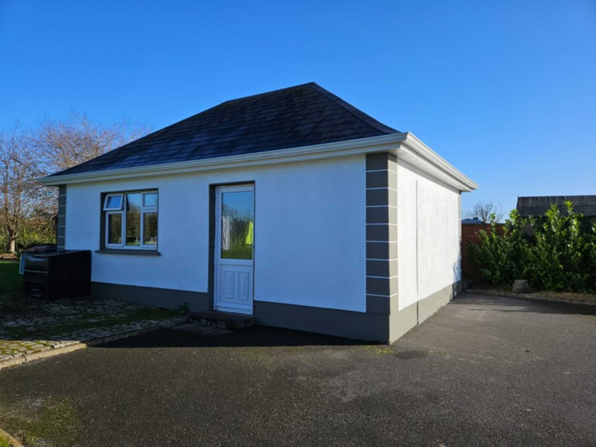Lisquell East, Ballygar, Co. Galway F42 KP60  Lisquell East, Ballygar, Co. Galway F42 KP60