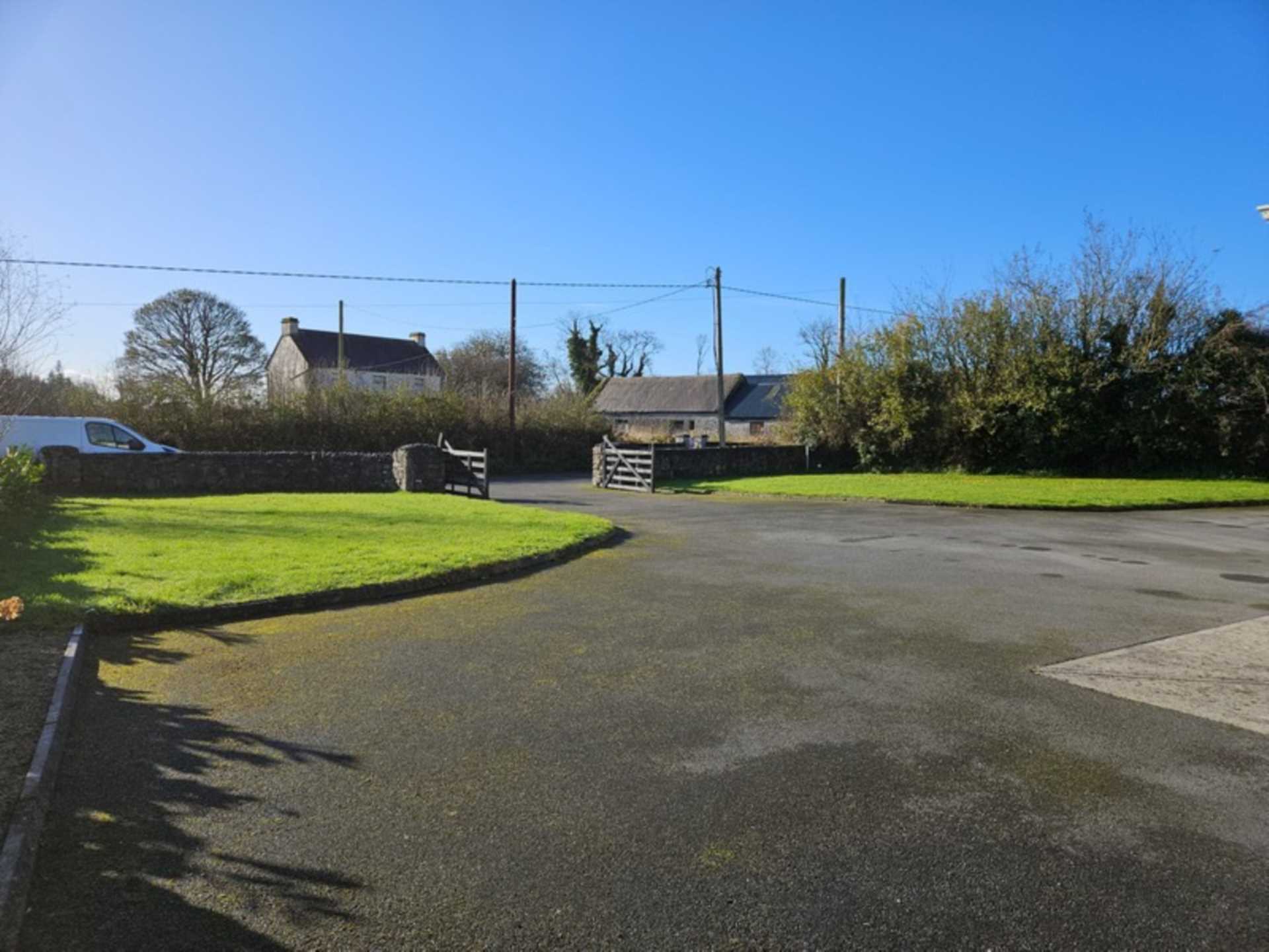 Lisquell East, Ballygar, Co. Galway F42 KP60  Lisquell East, Ballygar, Co. Galway F42 KP60