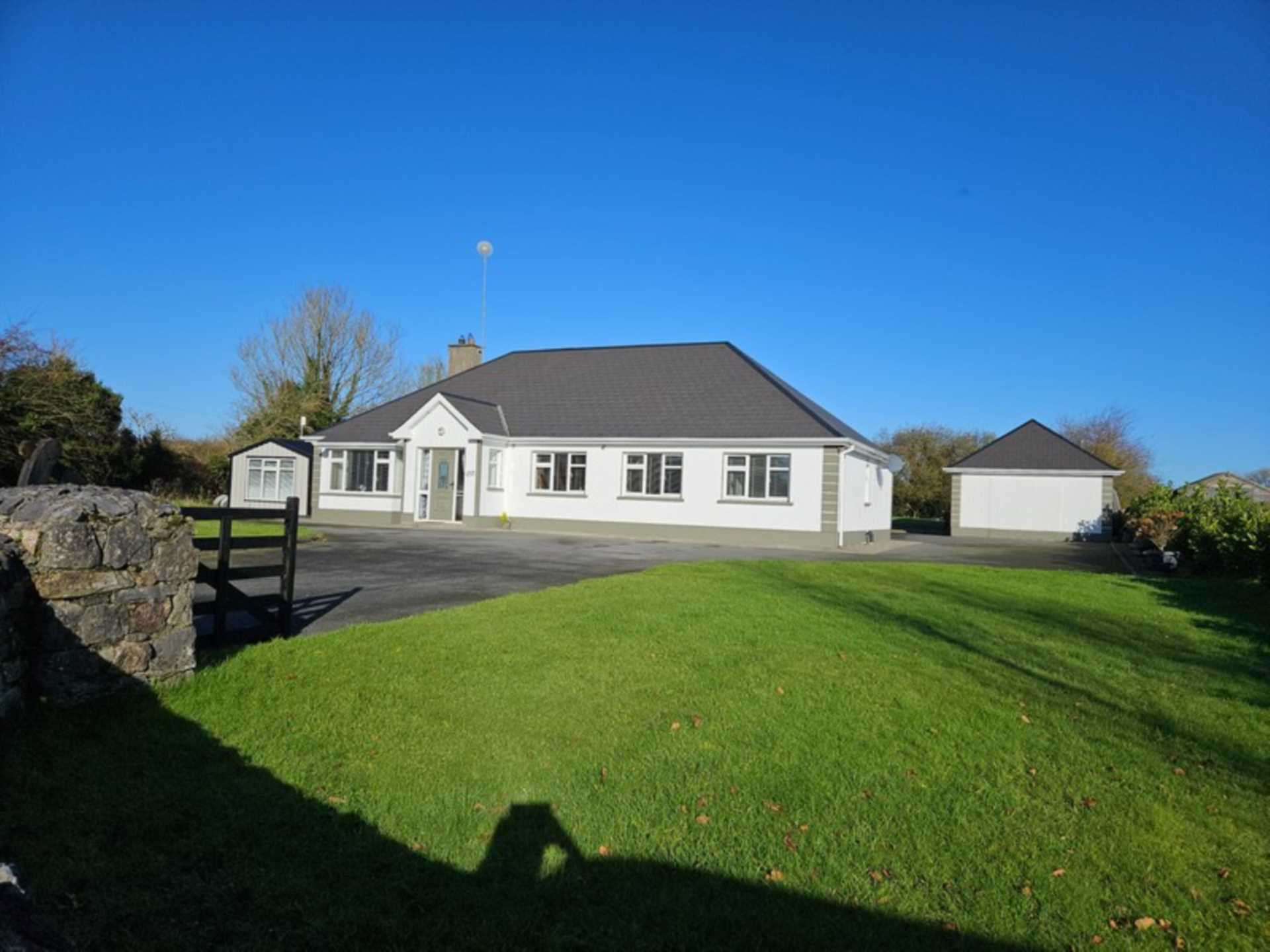 Lisquell East, Ballygar, Co. Galway F42 KP60  Lisquell East, Ballygar, Co. Galway F42 KP60