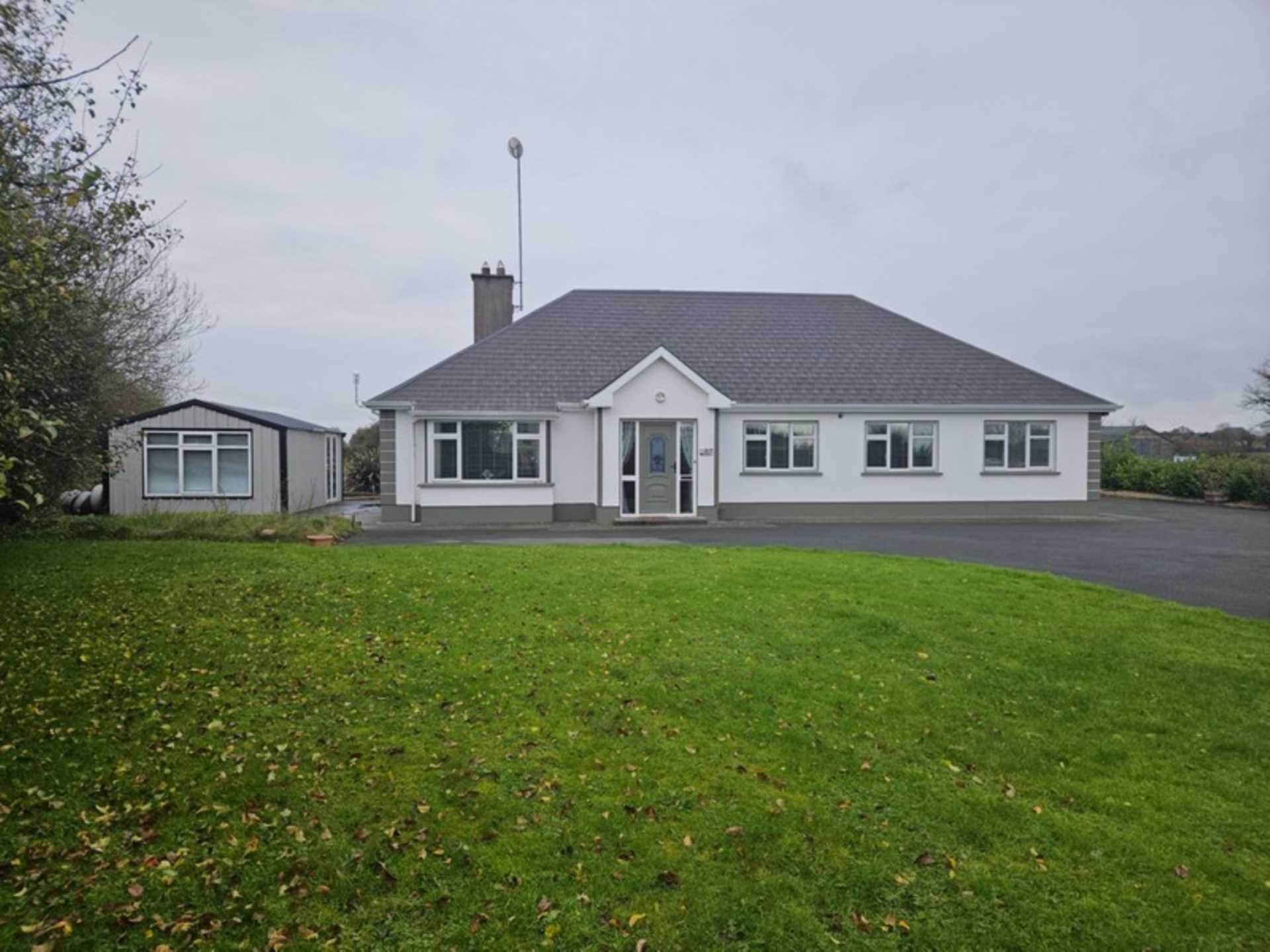 Lisquell East, Ballygar, Co. Galway F42 KP60  Lisquell East, Ballygar, Co. Galway F42 KP60