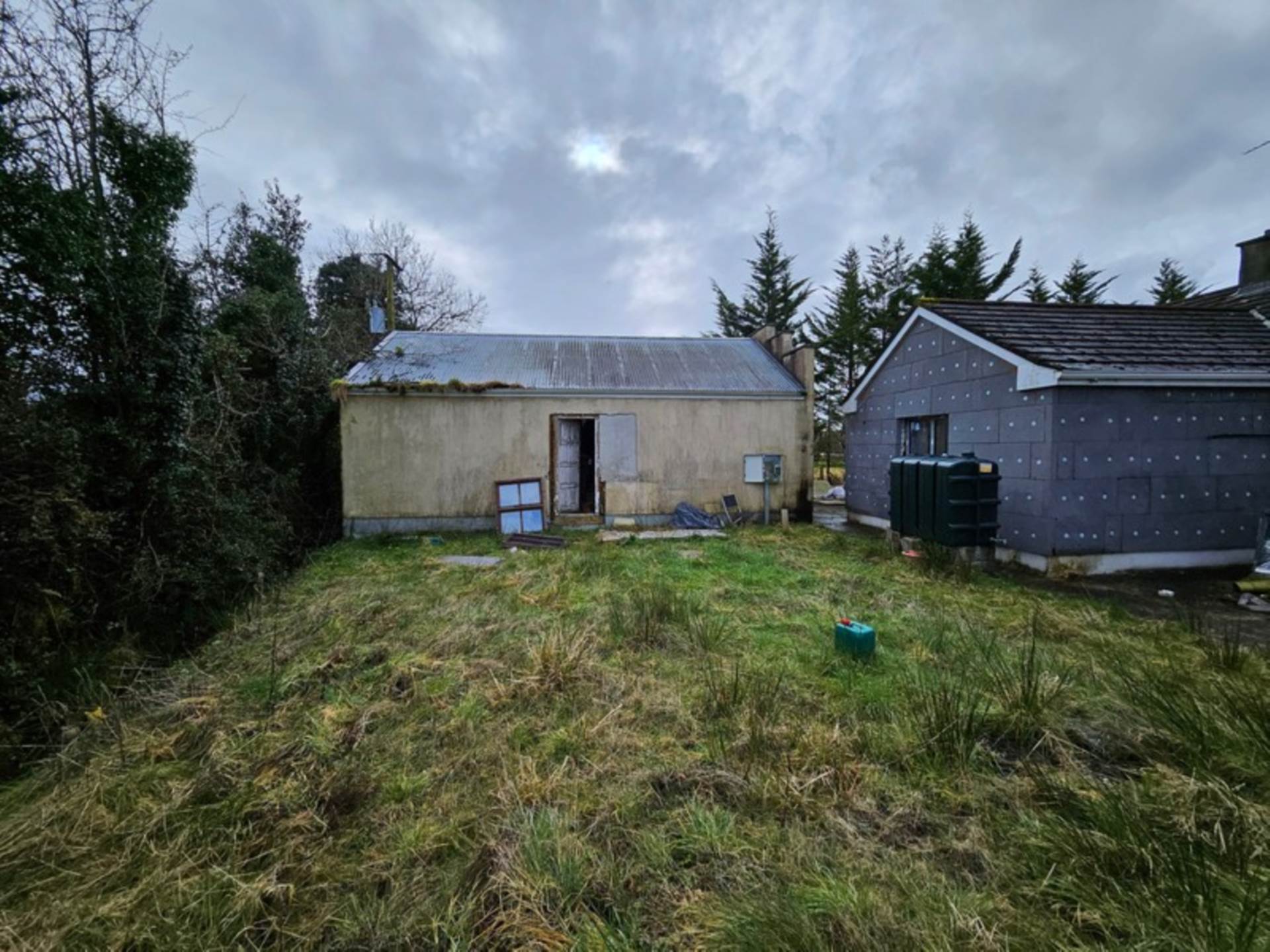 Mullandarragh, Carrigallen, Co. Leitrim H12 AT20 Mullandarragh, Carrigallen, Co. Leitrim H12 AT20