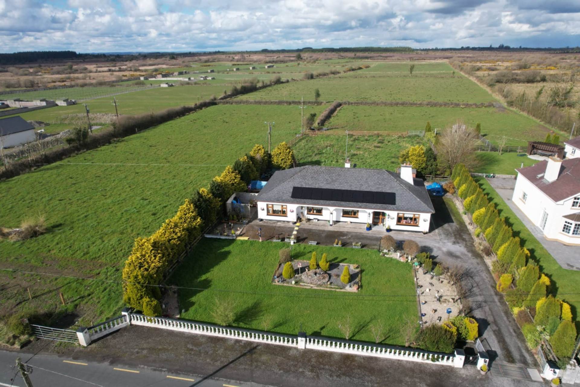 Lee House, Knockmascahill, Glenamaddy, Co, Galway  Lee House, Knockmascahill, Glenamaddy, Co, Galway