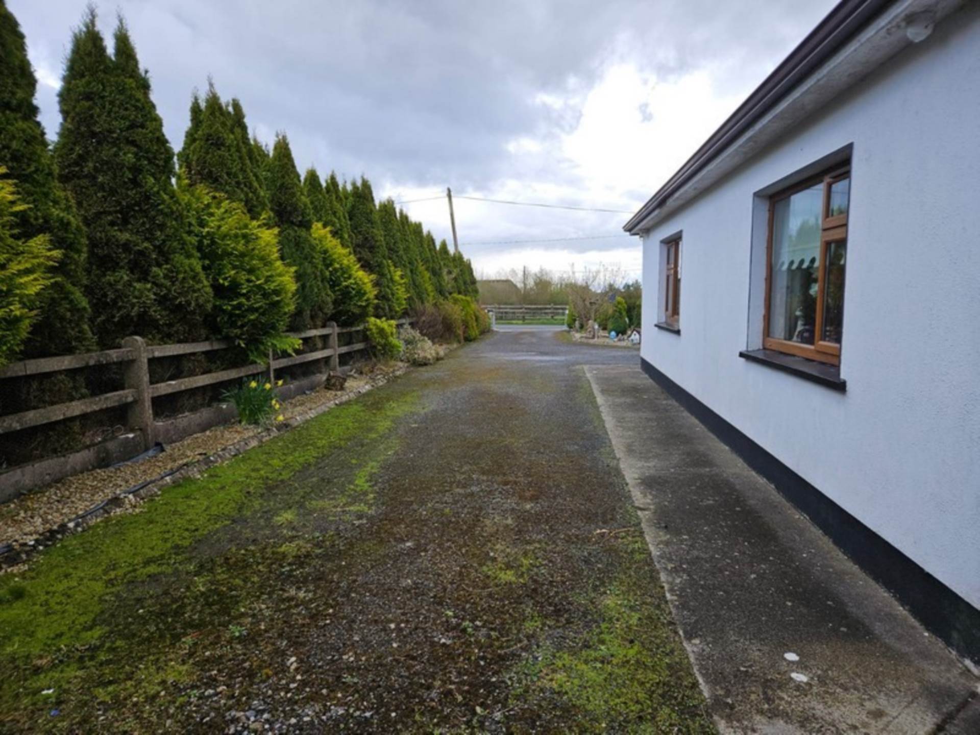 Lee House, Knockmascahill, Glenamaddy, Co, Galway  Lee House, Knockmascahill, Glenamaddy, Co, Galway